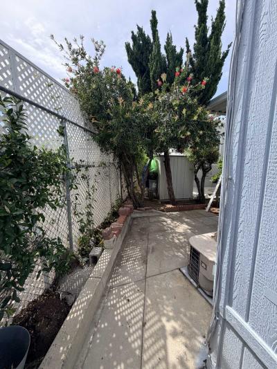 Photo 5 of 29 of home located at 1565 W Arrow Hwy. Upland, CA 91786