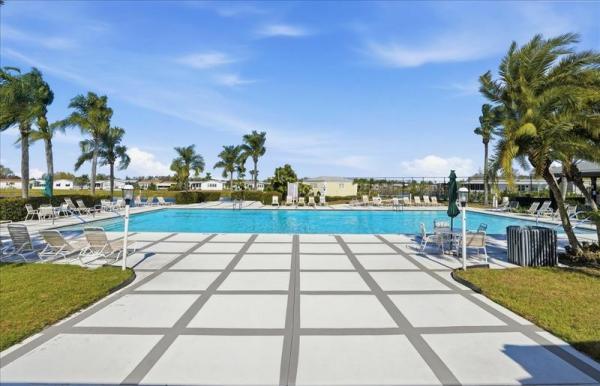 2001 Palm Harbor Manufactured Home