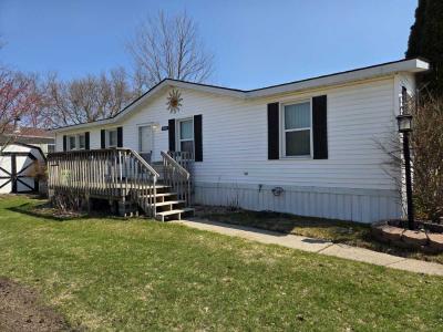 Photo 2 of 12 of home located at 538 Meadows Circle East Wixom, MI 48393