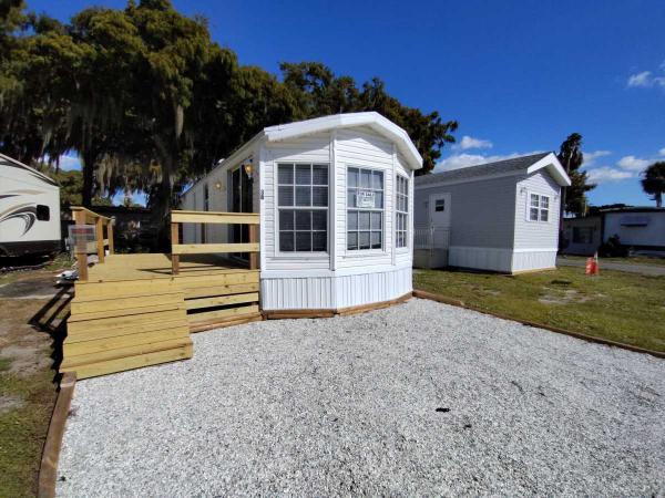 1987  Mobile Home For Sale