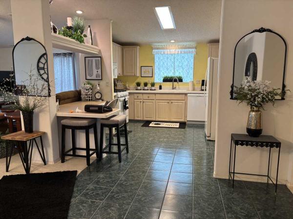 2000 Homes of Merit Mobile Home