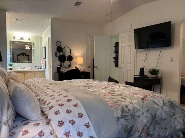 2000 Homes of Merit Mobile Home