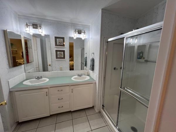 2002 Jacobsen Mobile Home