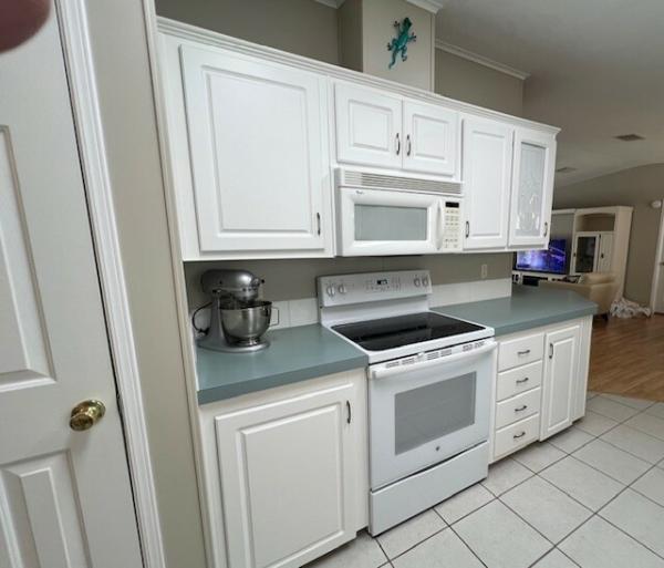 2002 Jacobsen Mobile Home