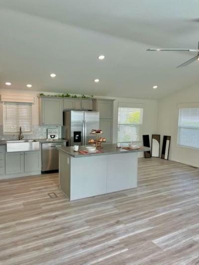 Photo 5 of 17 of home located at 4000 Pierce Street Space #91 Riverside, CA 92505