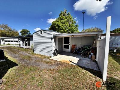 Photo 4 of 19 of home located at 81 Butler Circle Leesburg, FL 34788