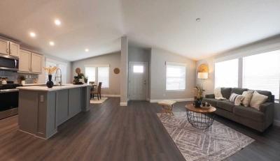 Photo 3 of 13 of home located at 1400 W. 13th St. #74 Upland, CA 91786