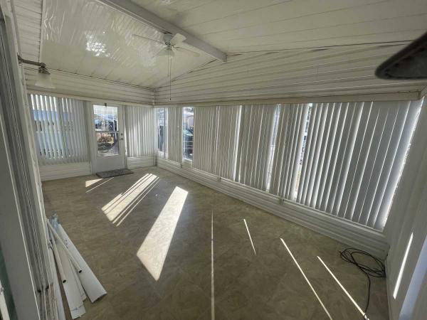 1984 Manufactured Home