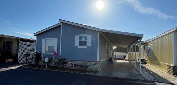 2001 Champion 3 Bedrooms Manufactured Home