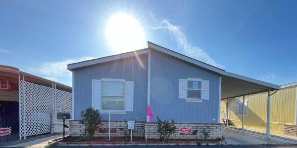 2001 Champion 3 Bedrooms Manufactured Home