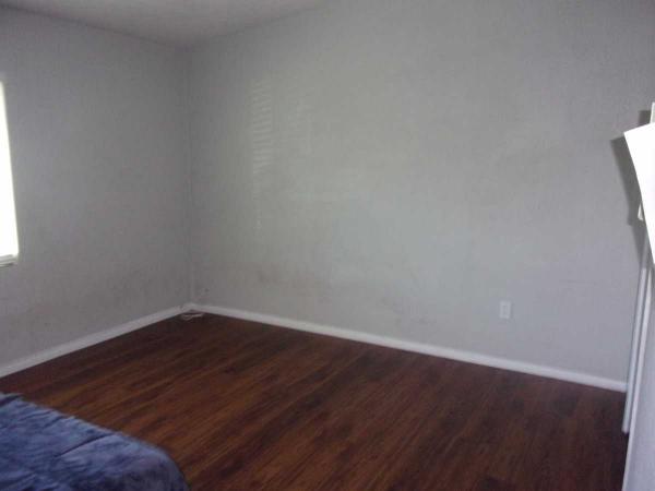 1993 Skyline Glen Haven Manufactured Home