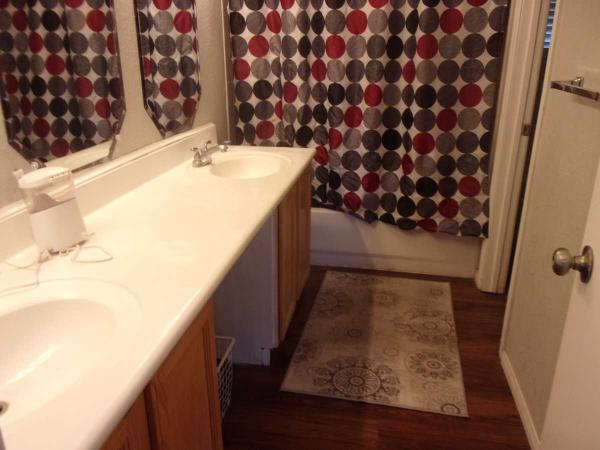 1993 Skyline Glen Haven Manufactured Home