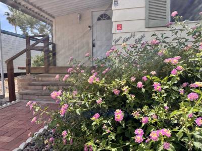 Photo 2 of 19 of home located at 3411 S. Camino Seco #498 Tucson, AZ 85730