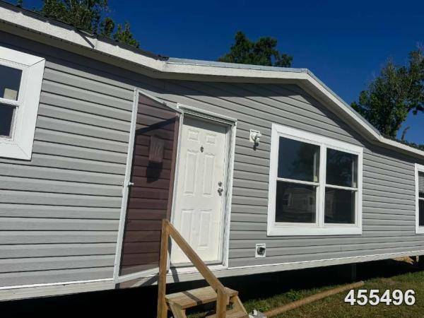 Photo 1 of 2 of home located at Greater Texas Home Center Setx 22084 Ih 10 Vidor, TX 77662