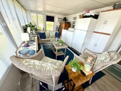 Photo 3 of 21 of home located at 2550 State Rd. 580 #0124 Clearwater, FL 33761