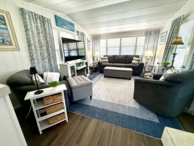 Photo 5 of 21 of home located at 2550 State Rd. 580 #0124 Clearwater, FL 33761