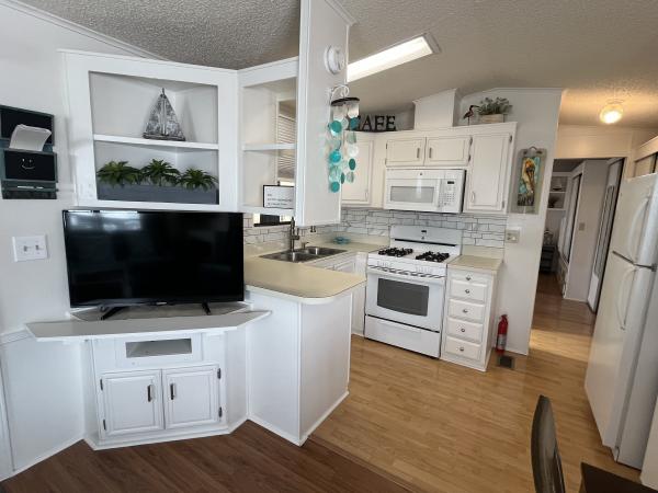1987 Mobile Home