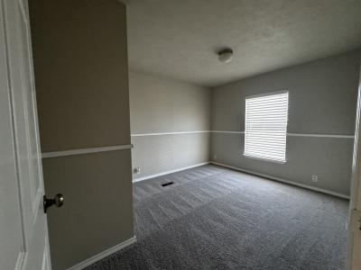 Photo 5 of 6 of home located at 1601 E Slaughter Ln. #268 Austin, TX 78747