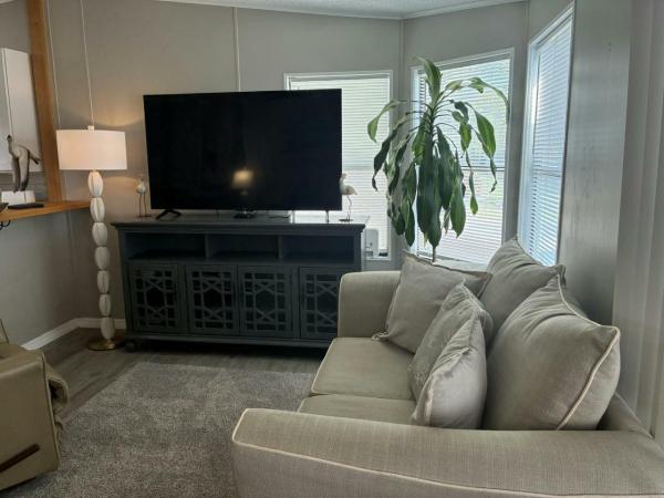 1988 HOME Manufactured Home