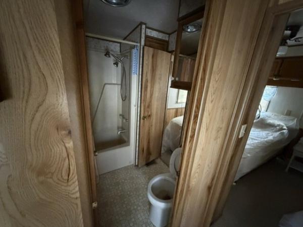 1986 Kropf Unknown Mobile Home