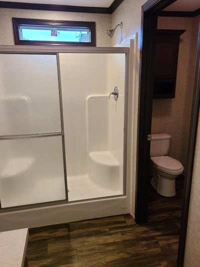 Photo 5 of 6 of home located at 5702 Angola Rd. #315 Toledo, OH 43615