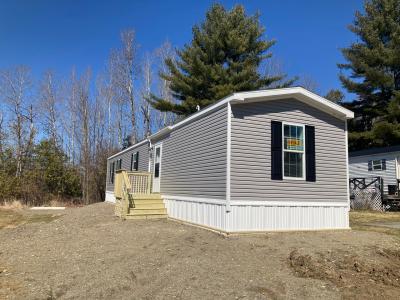 Mobile Home at 979 Essex Street Lot 43 Bangor, ME 04401