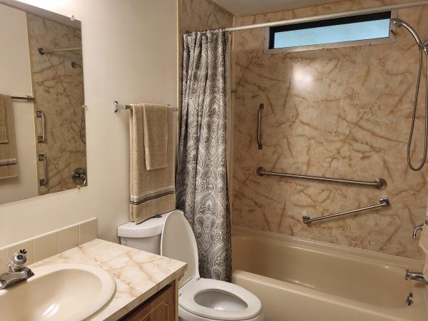 1983 Corn Belt Manufacturing 19981594 Mobile Home