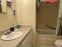 1981 HS Barrington Manufactured Home