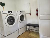 1983 Corn Belt Manufacturing 19981594 Mobile Home