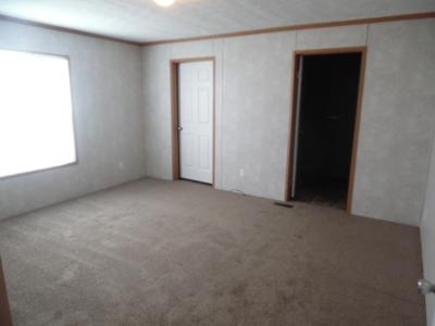 Photo 5 of 5 of home located at 54152 Ash Rd. Lot 158 Osceola, IN 46561