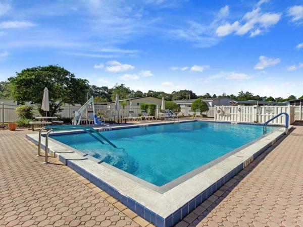 2026 Skyline - Ocala Palm Beach - Limited Series w/ LVT Mobile Home