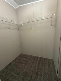 2005 American Homestar Corp Oak Creek Mobile Home