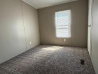2005 American Homestar Corp Oak Creek Mobile Home