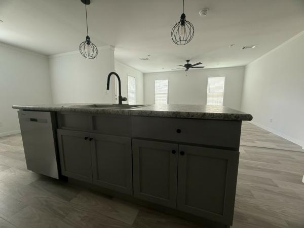 2026 CHAMPION/SKYLINE KEY LARGO #K1 2852H32G11 Mobile Home