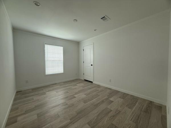 2026 CHAMPION/SKYLINE KEY LARGO #K1 2852H32G11 Mobile Home