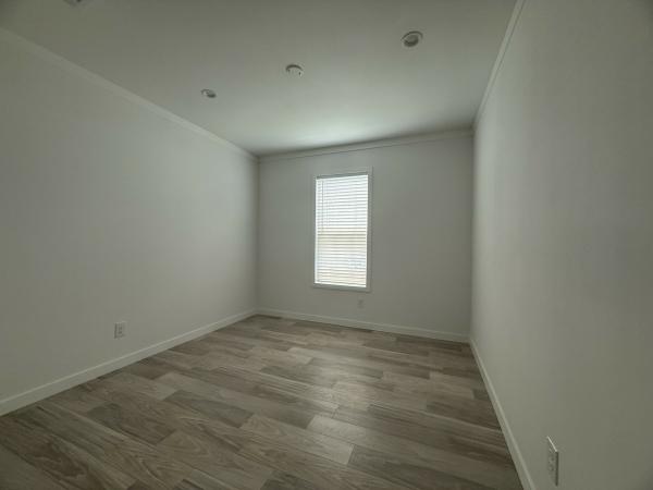 2026 CHAMPION/SKYLINE KEY LARGO #K1 2852H32G11 Mobile Home