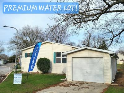 Mobile Home at 212 Big Peninsula Elgin, IL 60123