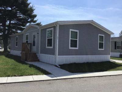 Mobile Home at 57 East Fox Run Holland, OH 43528