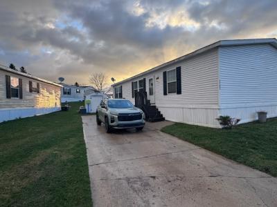 Mobile Home at 3703 Bentwood Circle West White Lake, MI 48383
