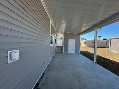 Photo 2 of 19 of home located at 928 Bonaire Avenue Venice, FL 34285