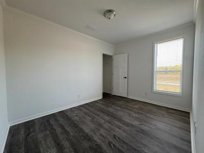 Photo 4 of 10 of home located at 1014 Davy Jones Drive North Fort Myers, FL 33917