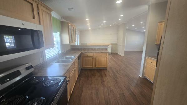 1998 Palm Harbor Country Manor Mobile Home