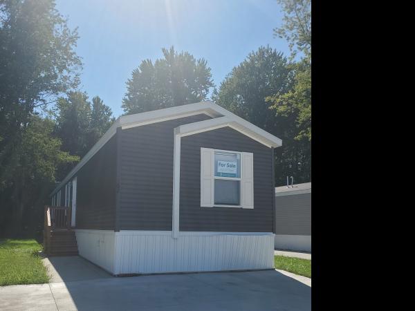 2020 Clayton - Wakarusa Mobile Home For Sale