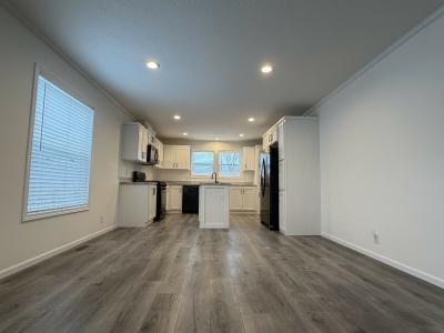 Photo 5 of 12 of home located at 1716 Knollwood Bend Ypsilanti, MI 48198