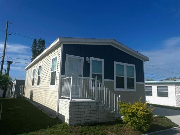 Photo 1 of 2 of home located at 2346 Druid Rd #717 Clearwater, FL 33764
