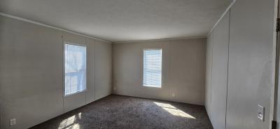 Photo 3 of 3 of home located at 644 Cour Renee Warren, MI 48091