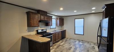 Photo 2 of 5 of home located at 810 Cour Marie Warren, MI 48091