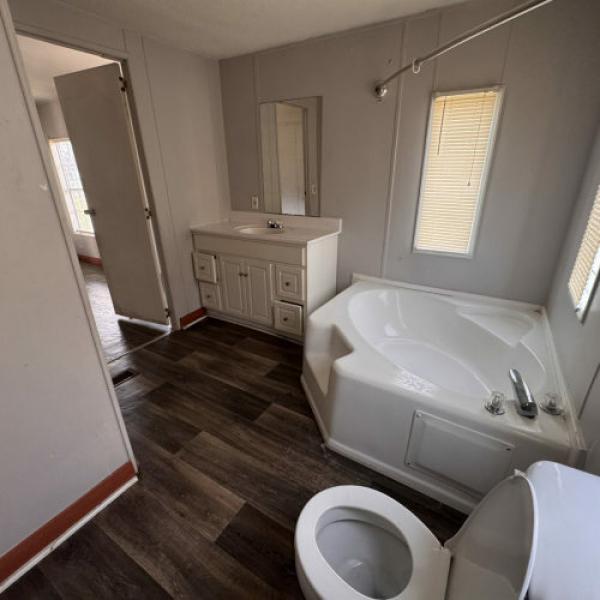 1998 Grand Manor  Home