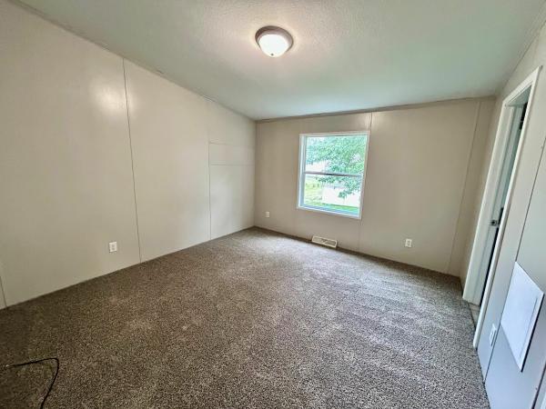 2006 Skyline Woodbridge Mobile Home