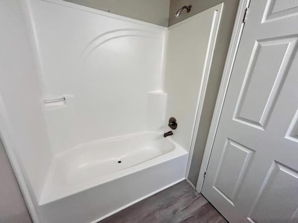 2006 Skyline Woodbridge Mobile Home